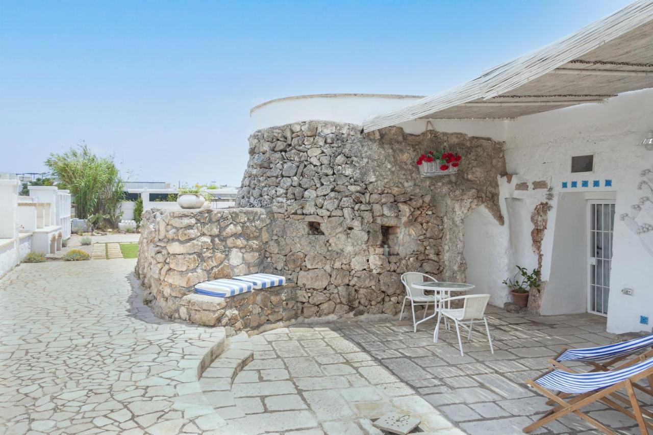 Trullo E Appartamenti Al Mare Торре-Сан-Джованни-Удженто Экстерьер фото