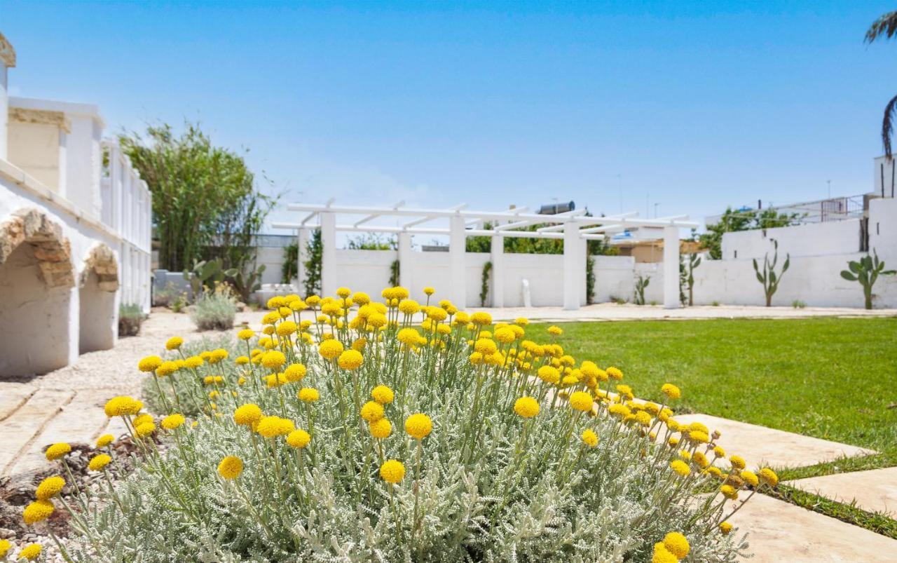 Trullo E Appartamenti Al Mare Торре-Сан-Джованни-Удженто Экстерьер фото