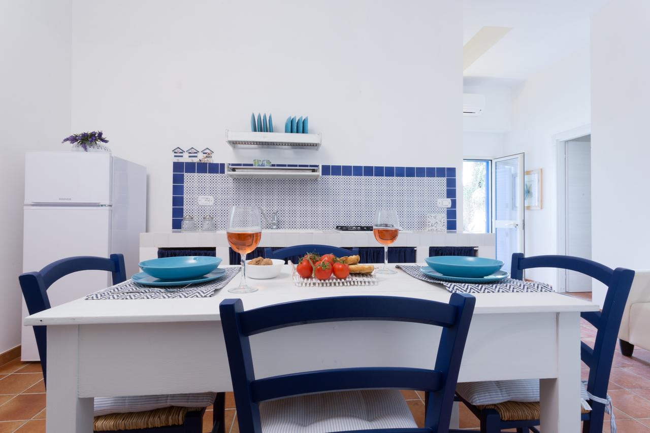 Trullo E Appartamenti Al Mare Торре-Сан-Джованни-Удженто Экстерьер фото