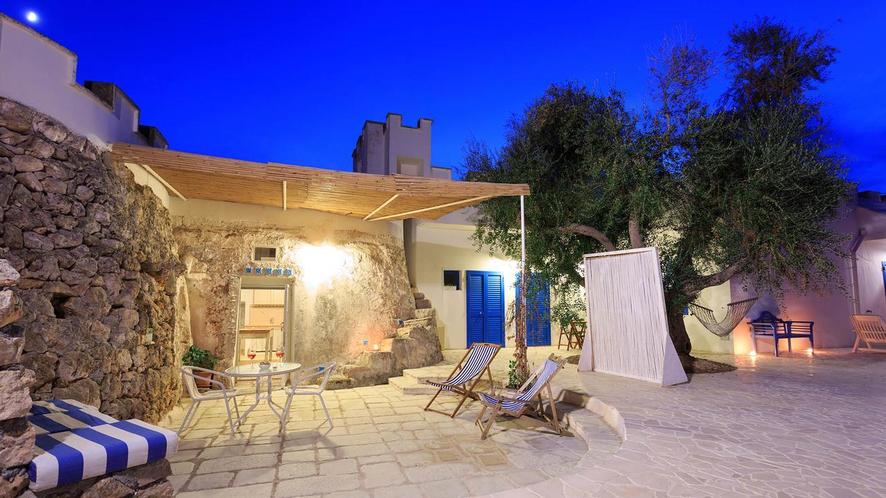 Trullo E Appartamenti Al Mare Торре-Сан-Джованни-Удженто Экстерьер фото